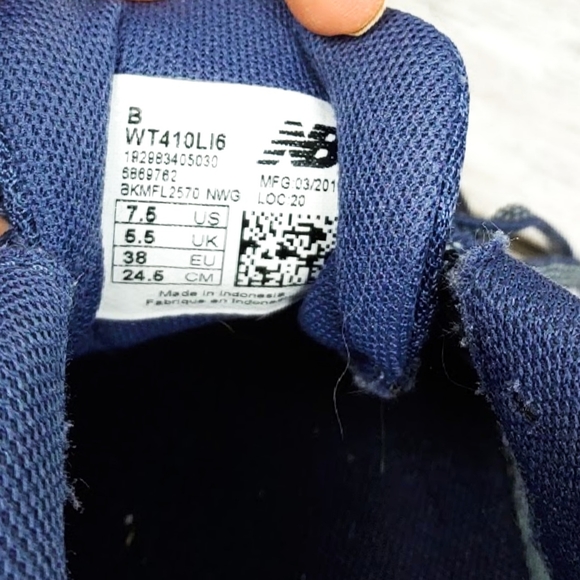 New Balance Wm 7.5 Wt410 Li6 Ankle-High Trail Shoe - Picture 6 of 7